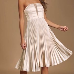 Lulus just like a movie dress NWT